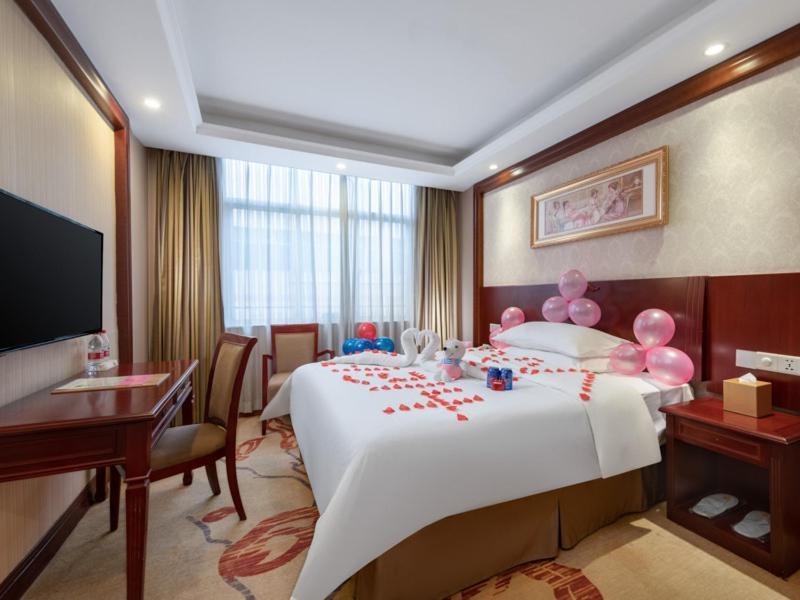 Vienna Hotel Shenzhen Guanlan Tangren Street Zewnętrze zdjęcie